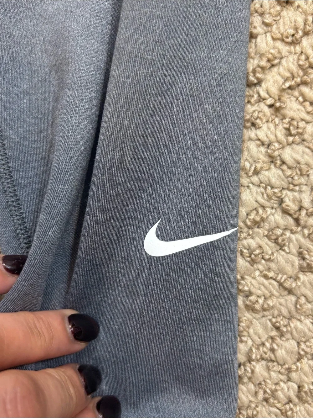 Ladies Nike Therma-Fit Grey High Rise Leggings Size Small